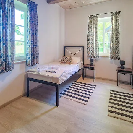 Awesome In With House A Panoramic View *